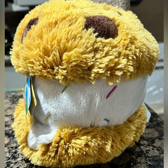Squishable Cookie Ice Cream Sandwich Mini Squish Cookie 7” Plush - Picture 4 of 11
